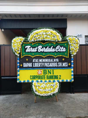 Papan Bunga Duka di Bubakan